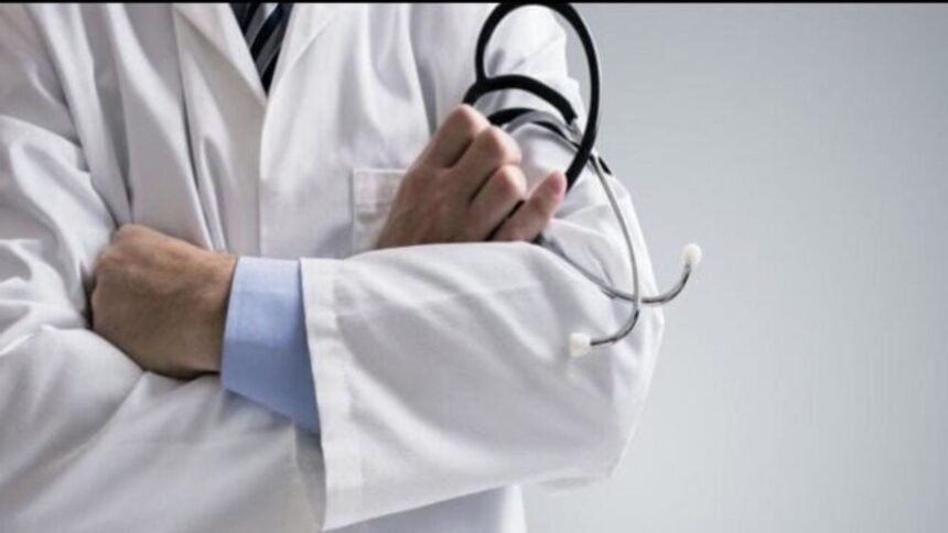 झारखंड के सरकारी डॉक्टरों के विदेश यत्रा पर लगा ग्रहण, जानिये स्वास्थ्य विभाग ने क्या लगा दी शर्त