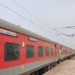 बिहार में फिर हुई ट्रेन में लूटपाट, पूर्वांचल एक्सप्रेस में आधे तक यात्रियों को बचाने कोई नहीं आया