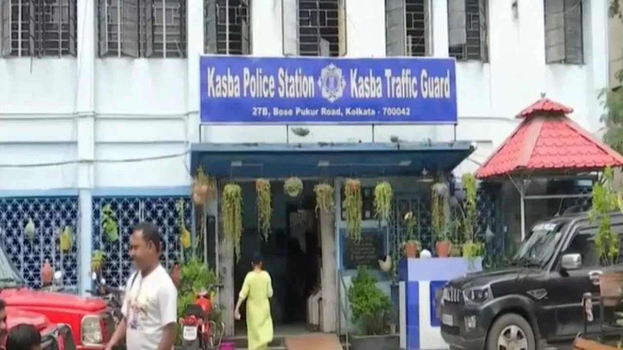 कोलकाता के लॉ कॉलेज में छात्रा से गैंगरेप, एक आरोपी TMC का नेता, RG हॉस्पीटल कांड जैसी दरिंदगी