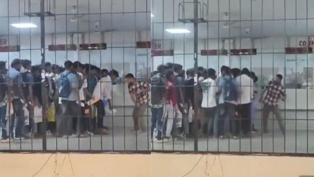 बिहार में 11वीं में नामांकन के लिए रजिस्ट्रेशन कराने आये छात्रों की पिटाई, कर्मचारी के डंडे बरसाने का वीडियो वायरल