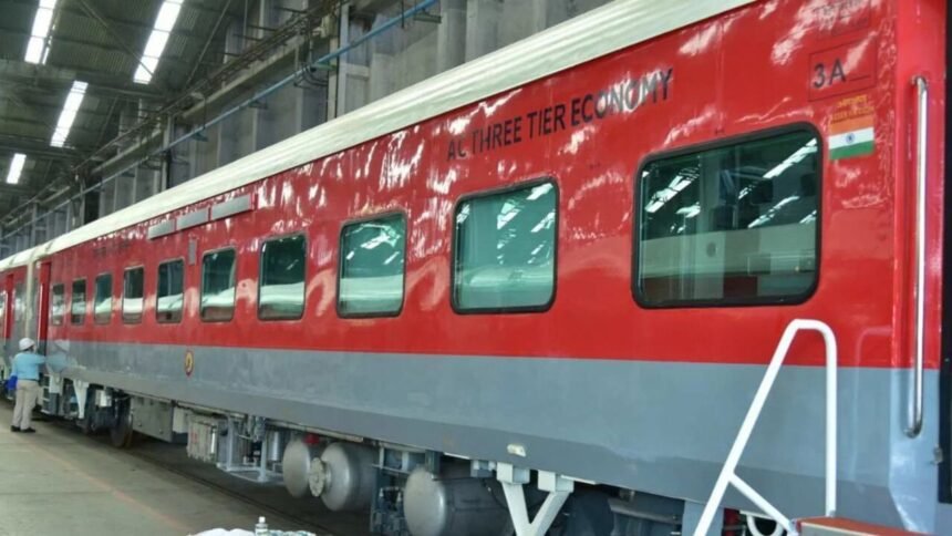 1 जुलाई से महंगा होगा ट्रेन का सफर, रेलवे बढ़ाए टिकटों के दाम, जानिये आपकी जेब पर कितना पड़ेगा असर