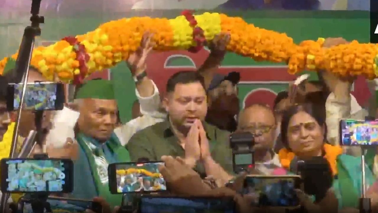 नीतीश सरकार में मंत्री रही रेणु कुशवाहा RJD में शामिल, तेजस्वी ने कहा- 'कुशवाहा समाज एक कदम चलेगा हम चार कदम चलेंगे'