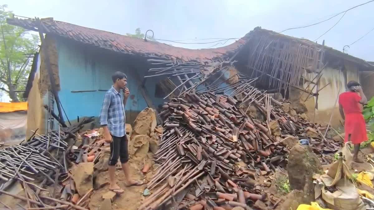 रांची में हो रही लगातार बारिश से गिर गया कच्चा मकान, एक बच्चे की मौत, तीन घायल