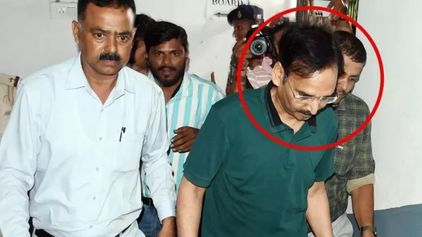 निलंबित IAS विनय चौबे को झारखंड हाईकोर्ट से झटका, सेवायत भूमि का अवैध खरीद बिक्री मामले में जमानत याचिका खारिज