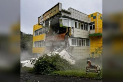 68896952203027425d5aadda