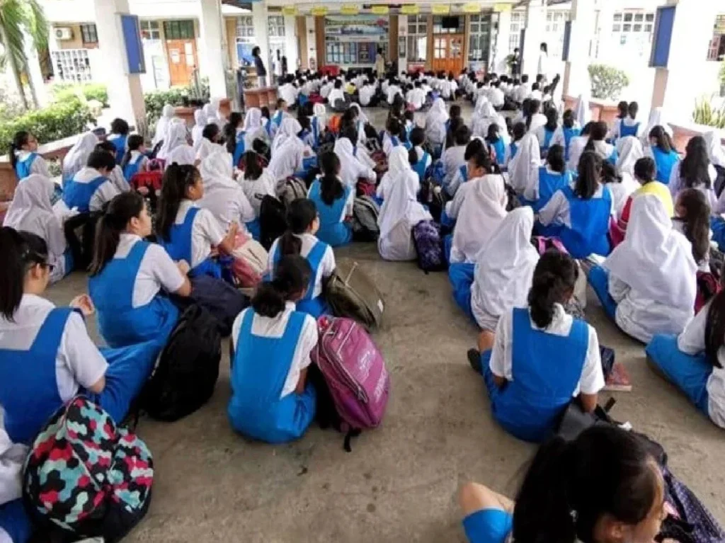 Girl_students
