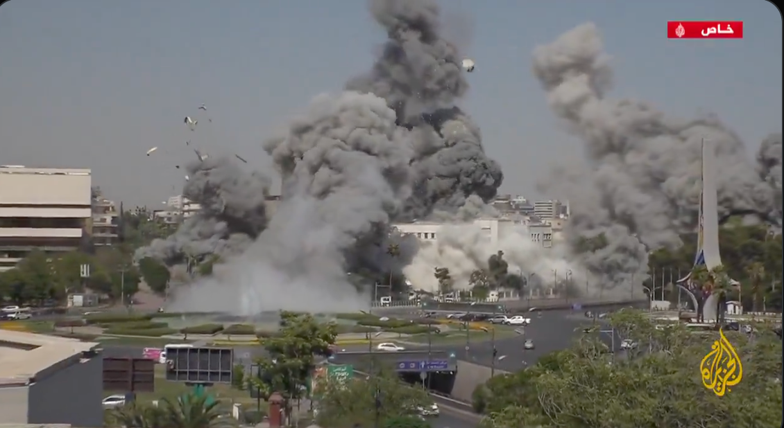 Israel attacking Syrian Ministry of Defense