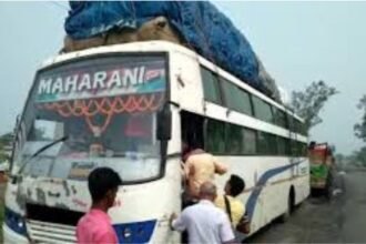 रांची से गया जा रही बस से 16 लाख रुपये बरामद, डोभी चेकपोस्ट पर यात्री को हिरासत में लिया गया