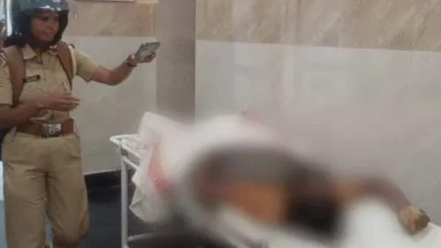 गोली मारकर हत्या कर दी है।