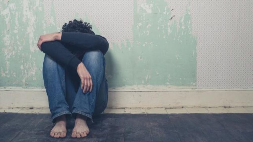 देश के बड़े स्कूल की महिला टीचर को पुलिस ने किया अरेस्ट, 5 स्टार होटलों में ले जाकर छात्र के यौन शोषण का आरोप