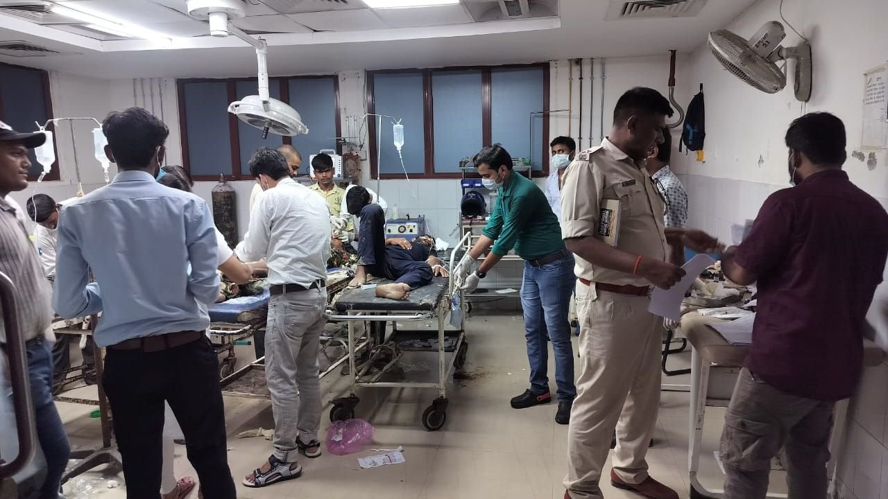 नालंदा में एक ही परिवार के 5 लोगों ने खाया जहर, सभी को अस्पताल में कराया गया भर्ती