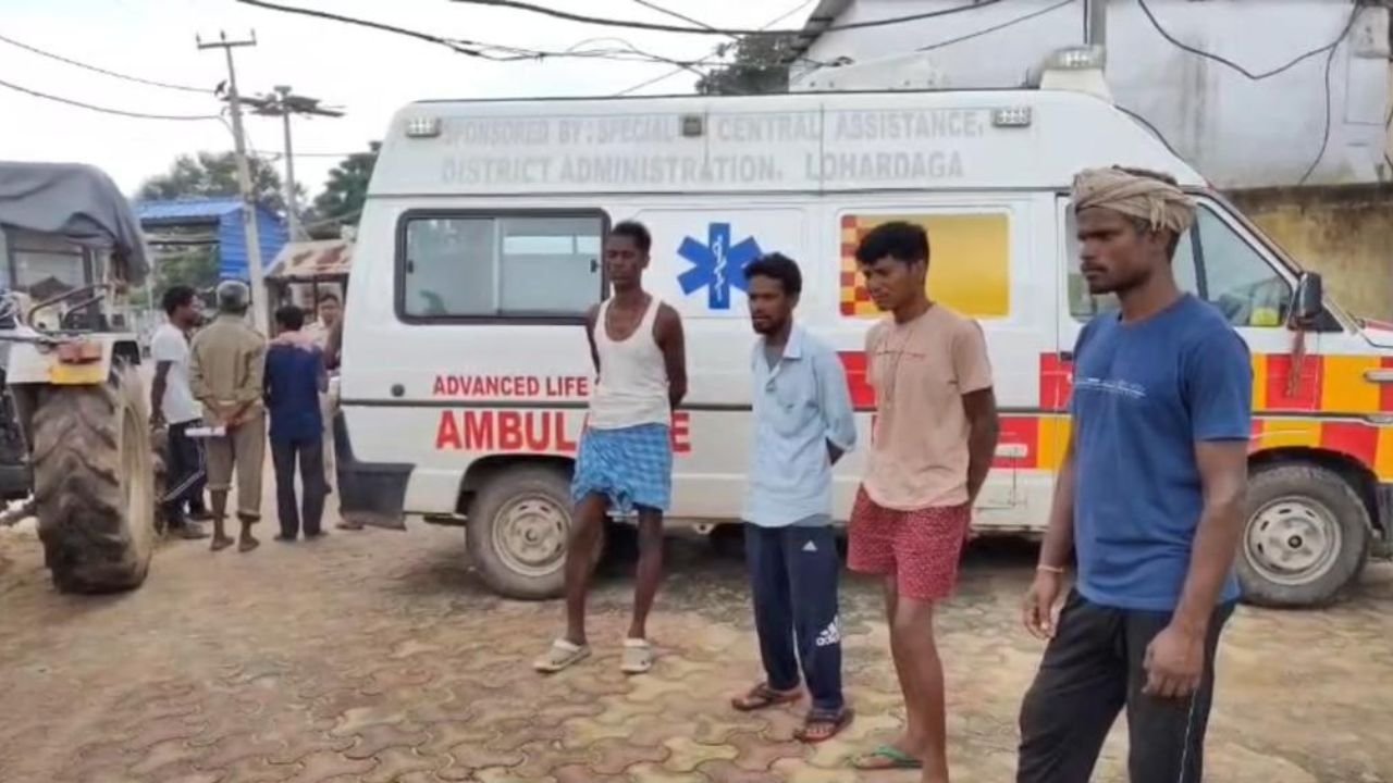 लोहरदगा में पूर्व नक्सली का शव तालाब से बरामद, तीन दिनों से था लापता