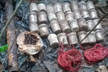 चाईबासा में सुरक्षाबलों को मिली कामयाबी, सर्च ऑपरेशन के दौरान नक्सलियों द्वारा लगाए गए 30 IED बरामद