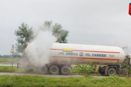 जमशेदपुर में पेट्रोल पंप के पास गैस टैंकर में रिसाव, बहरागोड़ा-बारिपदा NH को किया गया बंद