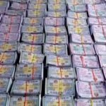 जमशेदपुर बस स्टेंड में पुलिस का छापा, बंगाल से आ रहा लाखों रुपये का लॉटरी किया जब्त, दो गिरफ्तार