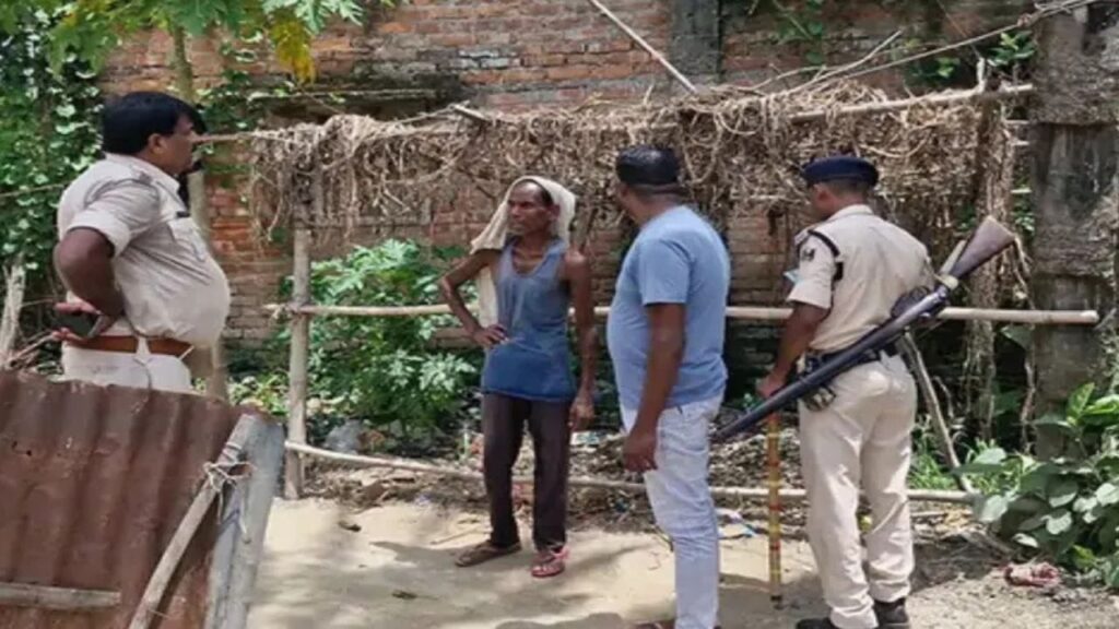 बिहार में एक ही परिवार के 4 लोगों की निर्मम हत्या, अंधविश्वास में ले ली पति-पत्नी और बच्चों की जान
