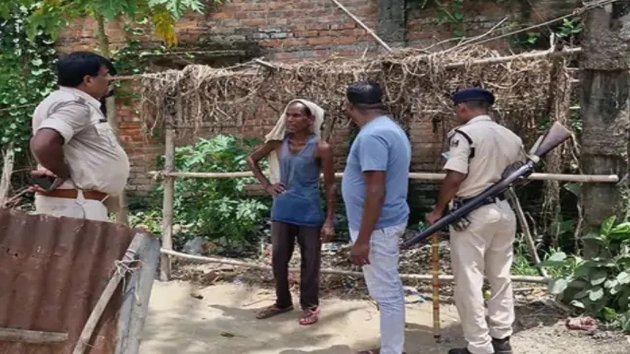 बिहार में एक ही परिवार के 4 लोगों की निर्मम हत्या, अंधविश्वास में ले ली पति-पत्नी और बच्चों की जान