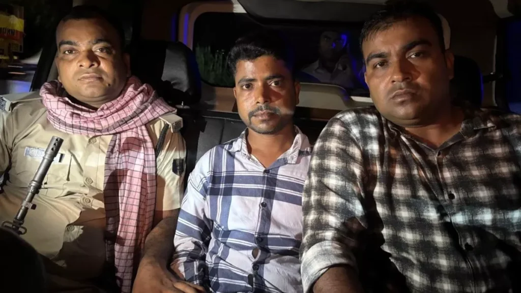 घूसखोर सहायक सचिव को निगरानी ने किया गिरफ्तार, प्रधानमंत्री आवास योजना के लिए मांग रहा था रिश्वत