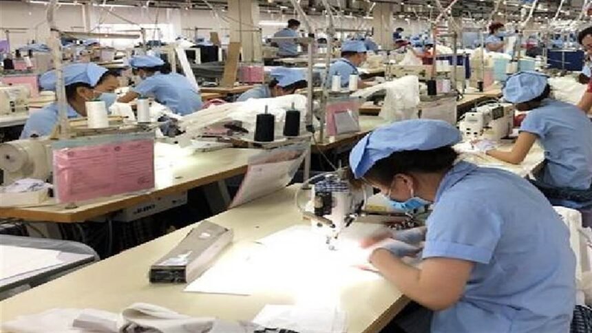 Jharkhand में अब नाइट शिफ्ट में भी महिला श्रमिक कर सकेंगी काम, राष्ट्रपति द्रोपर्दी मुर्मू ने झारखंड कारखाना संशोधन बिल को दी मंजूरी 1 Jharkhand में अब नाइट शिफ्ट में भी महिला श्रमिक कर सकेंगी काम, राष्ट्रपति द्रोपर्दी मुर्मू ने झारखंड कारखाना संशोधन बिल को दी मंजूरी