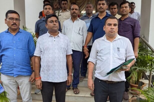 बिहार के घूसखोर शिक्षा पदाधिकारी और राजस्व कर्मचारी हुआ अरेस्ट, रिश्वत लेते निगरानी ने किया गिरफ्तार