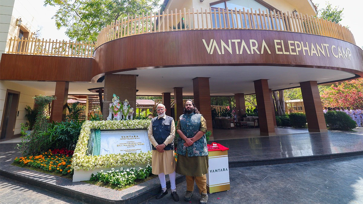 अंबानी की वनतारा की जांच के लिए सुप्रीम कोर्ट ने बनाई SIT, नियमों के उल्लंघन का आरोप-कोर्ट बोली-'कहां से और कैसे लाते हैं जानवर'