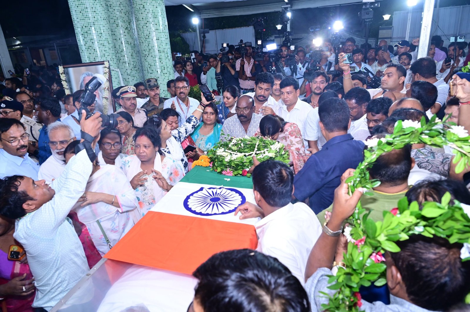 WhatsApp Image 2025 08 04 at 23.09.31 1 scaled