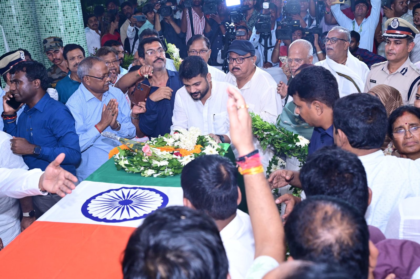 WhatsApp Image 2025 08 04 at 23.09.32 scaled