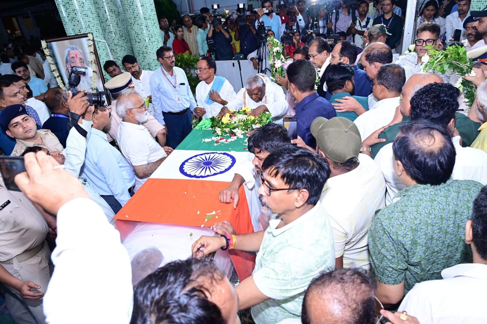 WhatsApp Image 2025 08 04 at 23.09.48 scaled