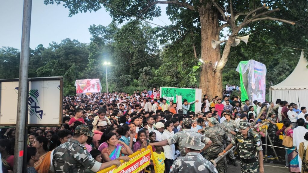 नेमरा में कैसा था माहौल ? शिबू सोरेन के संस्कार भोज में कितने लोग पहुंचे ? 1 WhatsApp Image 2025 08 17 at 09.47.10