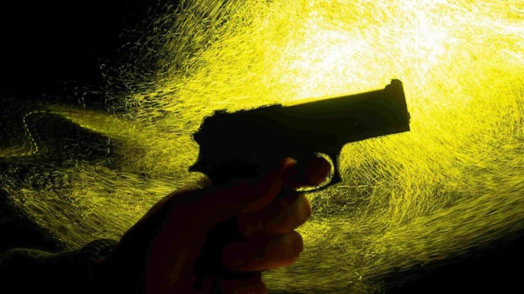 पटना में सिपारा पुल के पास पुलिस और अपराधियों के बीच एनकाउंटर, एक बदमाश को लगी गोली