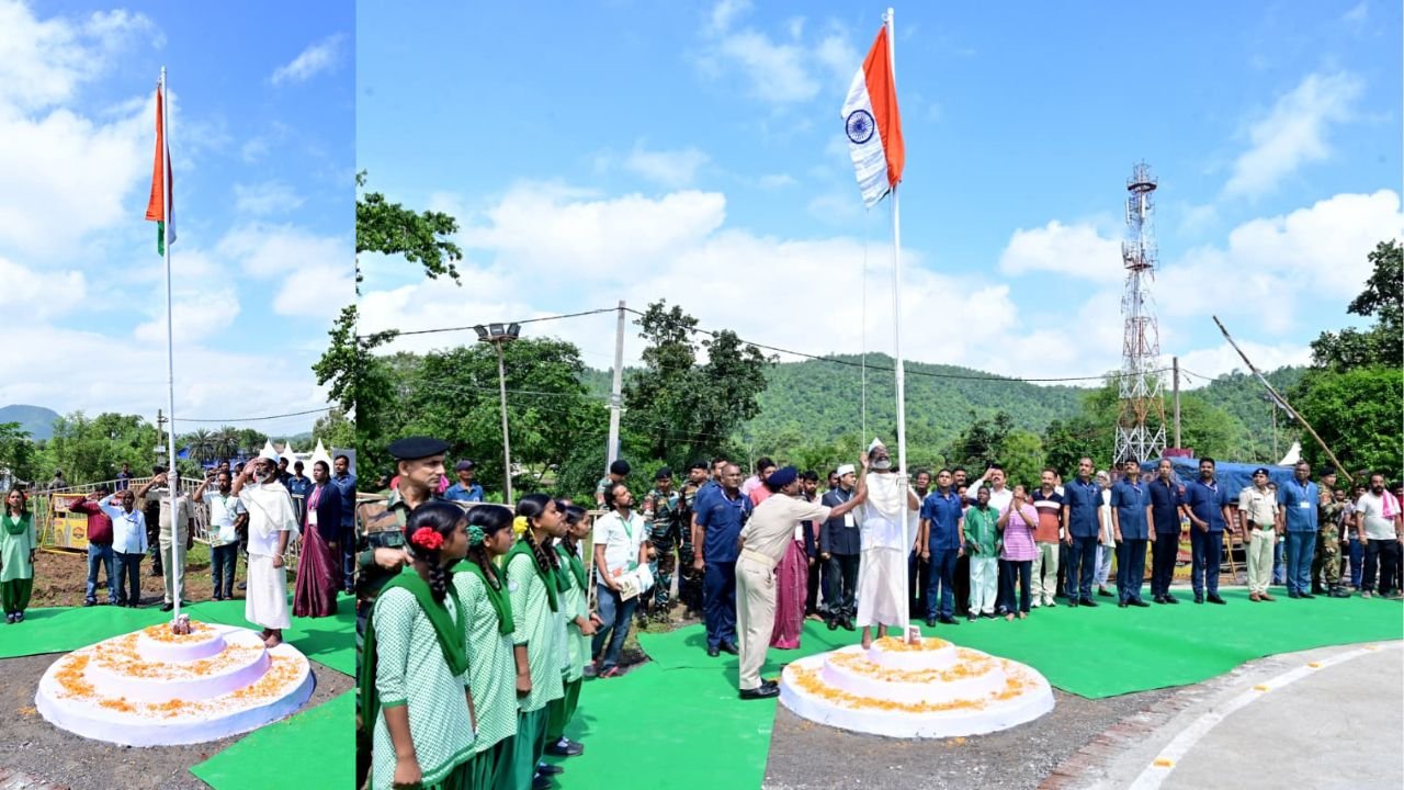 नेमरा में मुख्यमंत्री हेमंत सोरेन ने किया ध्वजारोहण, अपने पैतृक गांव में दी तिरंगे को सलामी