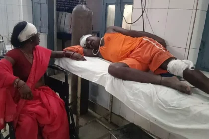 बिहार के सारण में भीषण हादसा, देवघर से लौट रहे श्रद्धालुओं से भरी बोलेरो की ट्रक से टक्कर