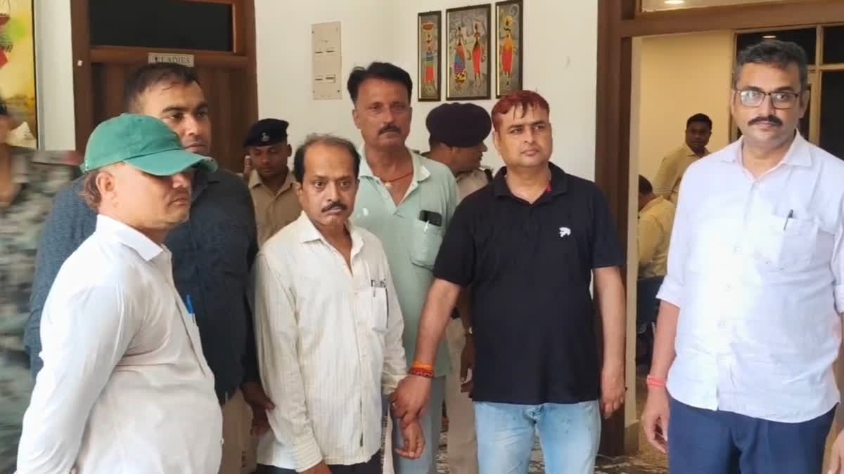 बिहार में घूसखोर प्रिंसिपल हुआ अरेस्ट, निगरानी ने 60 हजार रिश्वत लेते किया गिरफ्तार