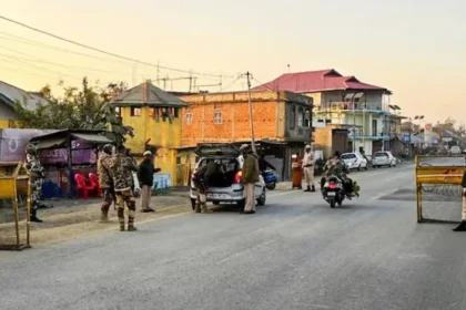 मणिपुर में PM मोदी के दौरे से पहले NH-2 खोलने पर सहमति, CRPF-BSF कैंपों में जमा होंगे हथियार