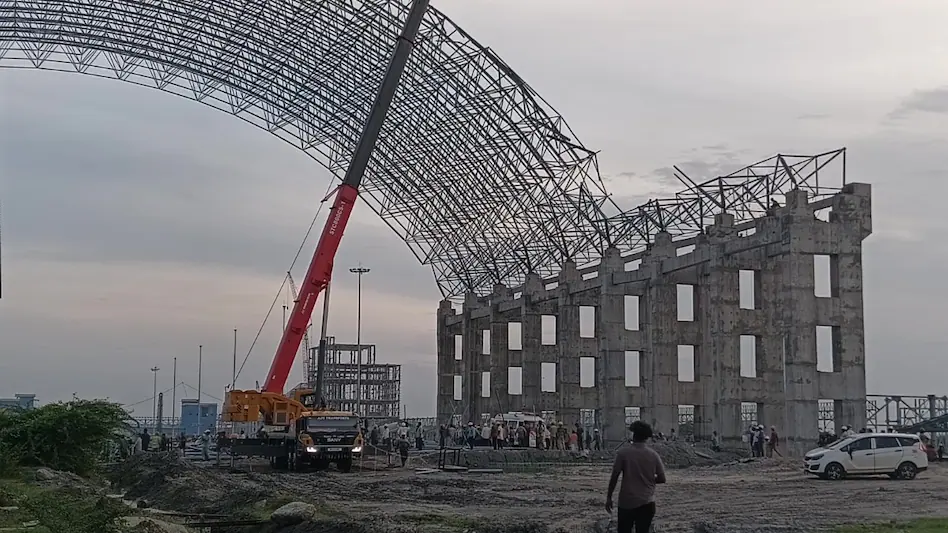 चेन्नई थर्मल पावर स्टेशन पर बड़ा हादसा, मचान गिरने से 9 मजदूरों की मौत, कई गंभीर