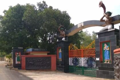 गिरिडीह के गांडेय नवोदय विद्यालय में जूनियर छात्रों से रैगिंग, सीनियर ने पीटा