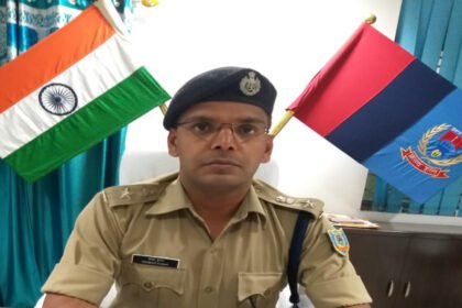 धनबाद में बड़े पैमाने पर पुलिस पदाधिकारियों का तबादला, 155 ASI का SSP प्रभात कुमार ने किया ट्रांसफर