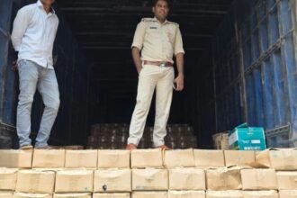 सिमडेगा में एक करोड़ की अवैध शराब बरामद, पुलिस ने एक को किया गिरफ्तार