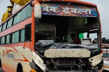 पटना से सुपौल जा रही बस कंटेनर से टकराई, झंझारपुर में हुआ हादसा