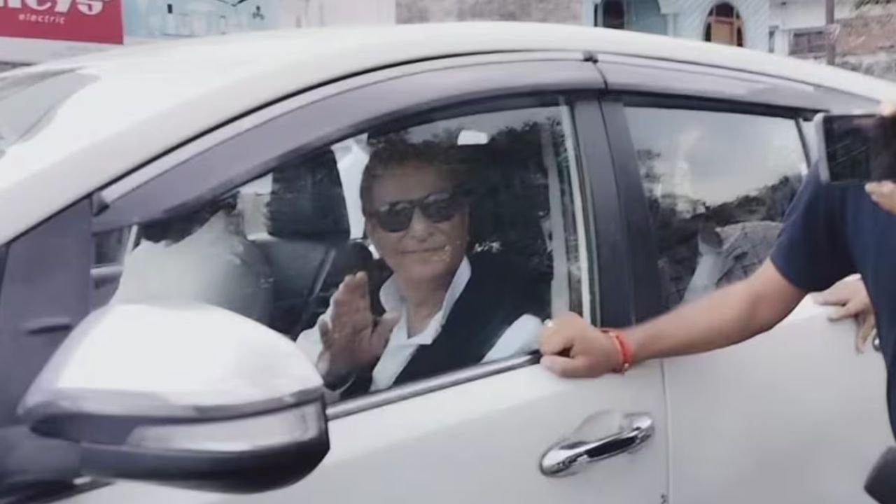 आजम खान 23 महीने बाद जेल रिहा, बेटों के साथ रामपुर गए, किसी से नहीं की बात