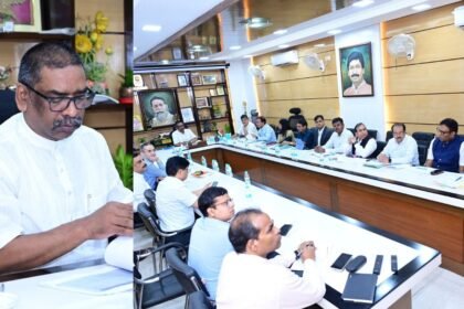 पेसा नियमावली को लेकर मुख्यमंत्री हेमंत सोरेन ने अधिकारियों के साथ की बैठक, विभिन्न उपबंधों को लेकर की विस्तृत चर्चा