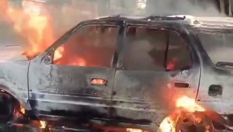 रांची में जमीन विवाद को लेकर दो गुटों में जमकर मारपीट,गाड़ी को किया आग के हवाले 2 jh ran 02 jameenvivad vis 7200748 06092025171123 0609f 1757158883 196