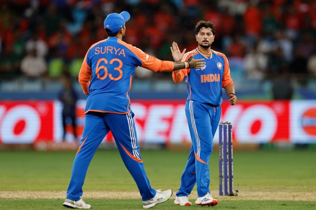 kuldeep yadav againg bangaldesh in dubai aisa cup 1