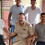 बिहार में निगरानी की बड़ी कार्रवाई, मधेपुरा में घूसखोर थाना प्रभारी रिश्वत लेते रंगे हाथ गिरफ्तार