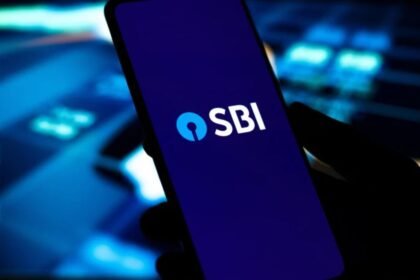 SBI के ग्राहकों के लिए जरूरी जानकारी, 3 सितंबर को घंटों बंद रहेगा Mobile Banking सर्विस, जान लें Time वरना होगी मुश्किल