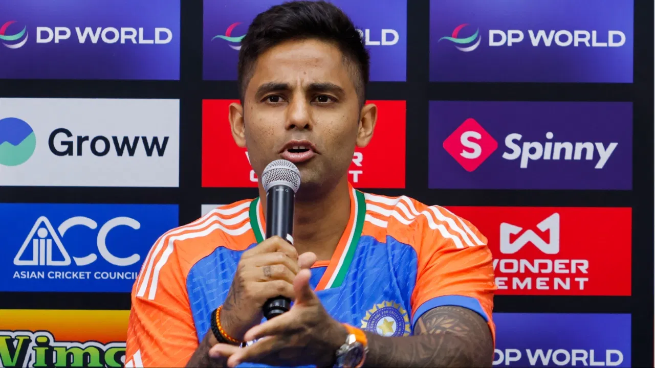 पाकिस्तान के खिलाफ जीत के बाद सूर्य कुमार यादव ने पहलगाम पीड़ितों को किया नमन, पाक कप्तान से नहीं मिलाया हाथ, कहा- कुछ चीजें खेल भावना से ऊपर