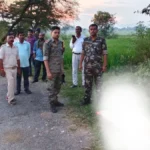 झारखंड में जमीन विवाद को लेकर पत्नी के सामने पति की हत्या, तीन आरोपी पुलिस की पकड़ से बाहर