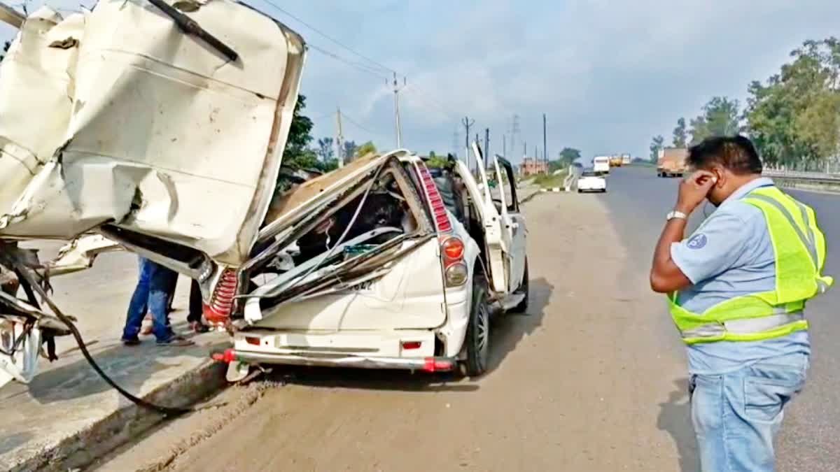 दशहरा के दिन बिहार में दर्दनाक हादसा, स्कॉर्पियो ने खड़ी कंटेनर में मारी टक्कर, 3 की मौत