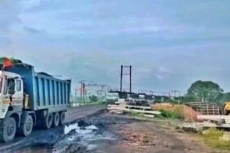 लातेहार के टोरी रेलवे साइडिंग पर चली गोली, अज्ञात अपराधियों की फायरिंग में मजदूर घायल