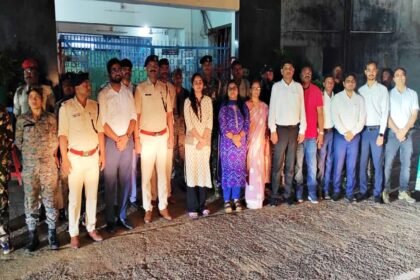 पलामू सेंट्रल जेल में देर रात छापेमारी, कैदी खा रहे महंगे ड्राई फ्रूट्स, DC-SP के निर्देश पर की गई रेड